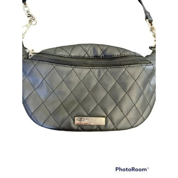 Nine West Waist Wallet Belt Bag Pouch Black Quilted Diamond Purse - Picture 2 of 16